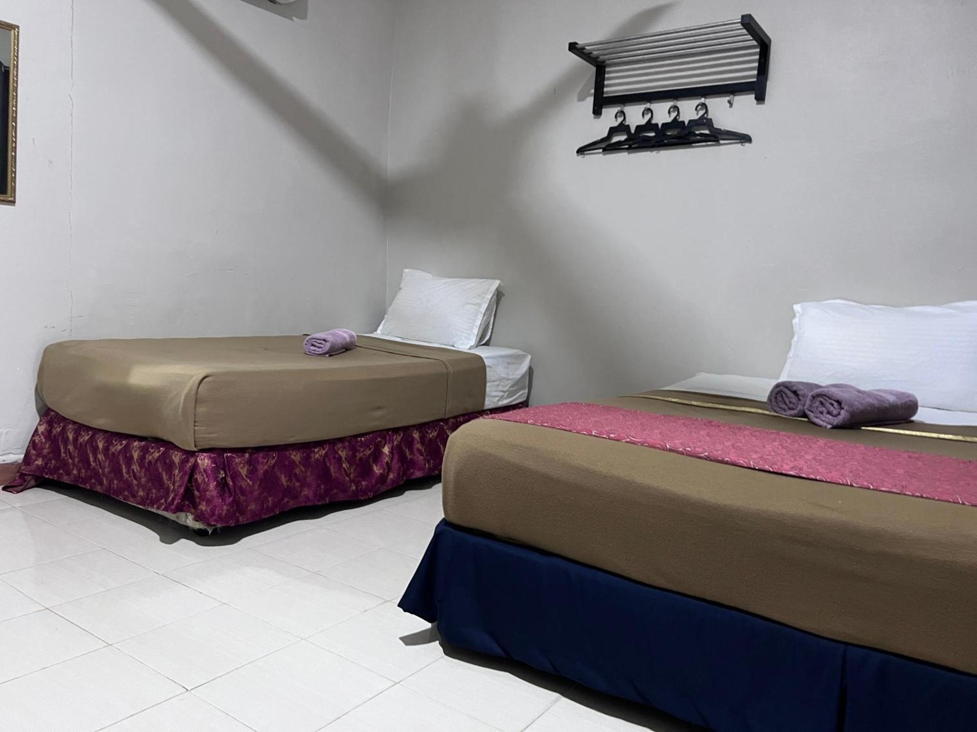 Capital O 91017 Tuba Beach Resort @ Pulau Tuba Куах Экстерьер фото